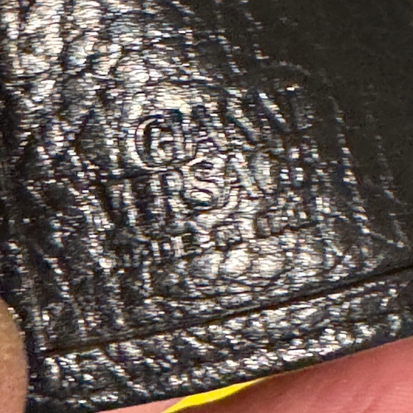 Versace Black Leather bifold wallet - Picture 6 of 15
